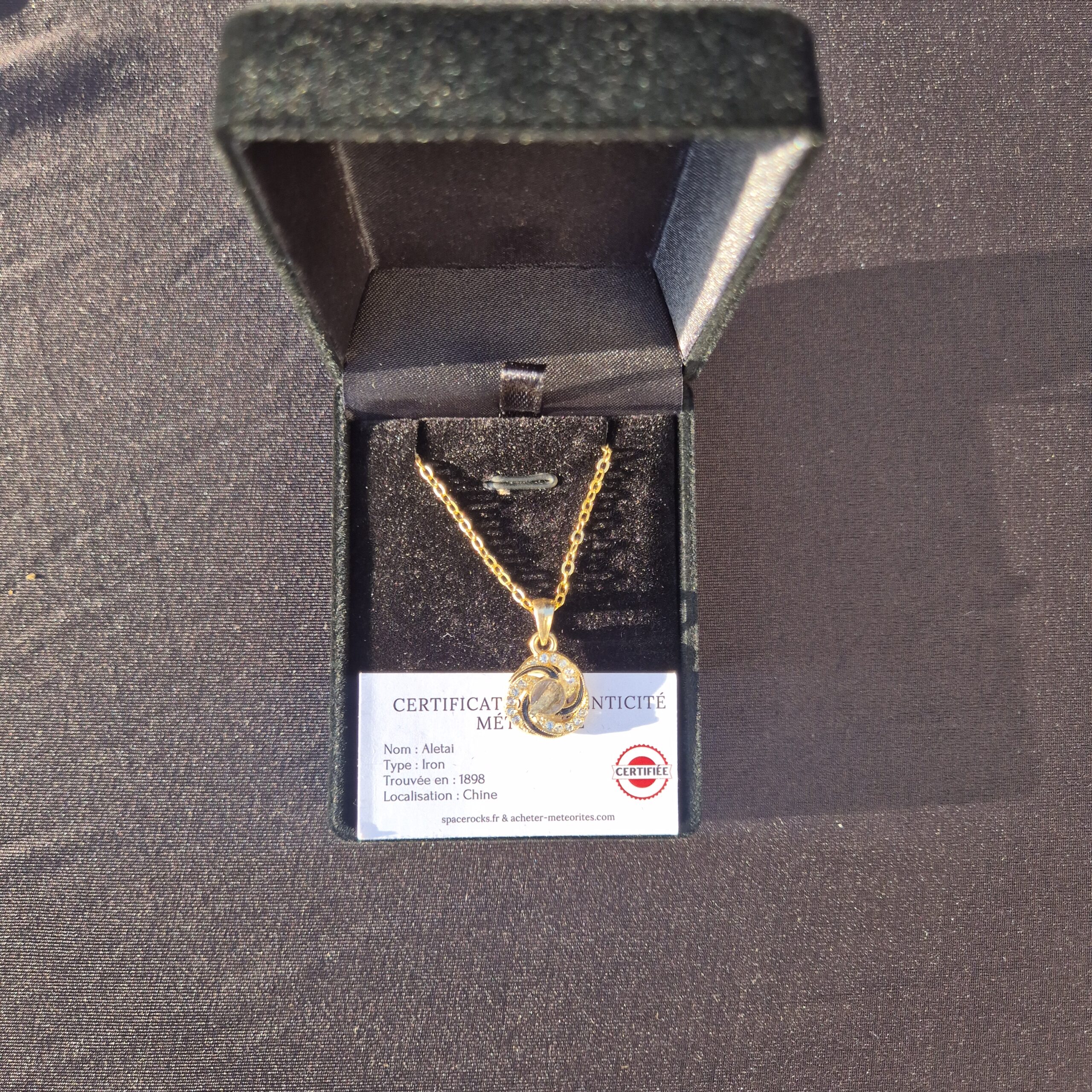 collier bijou météorite aletai
