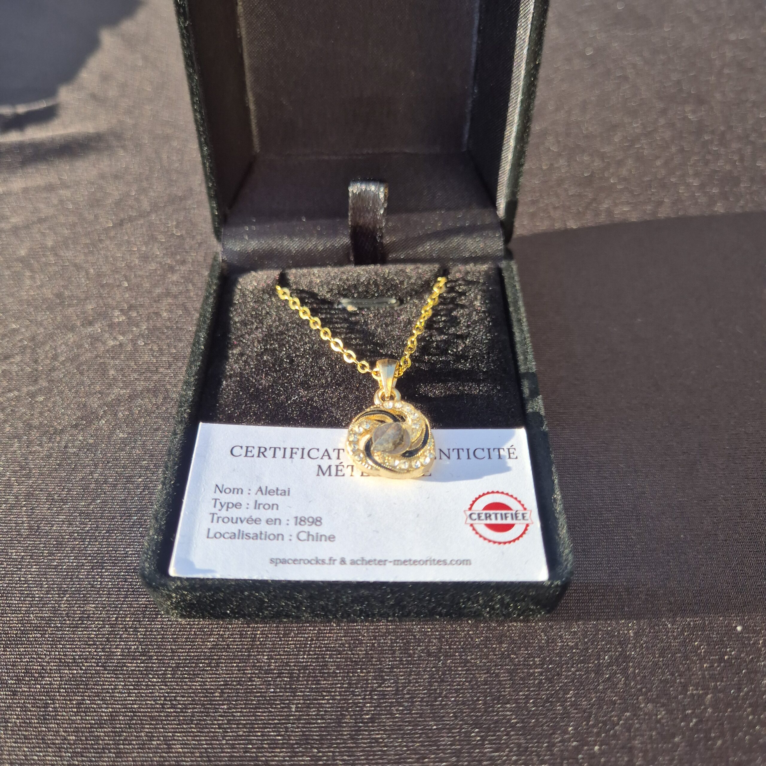 collier bijou meteorite (3)