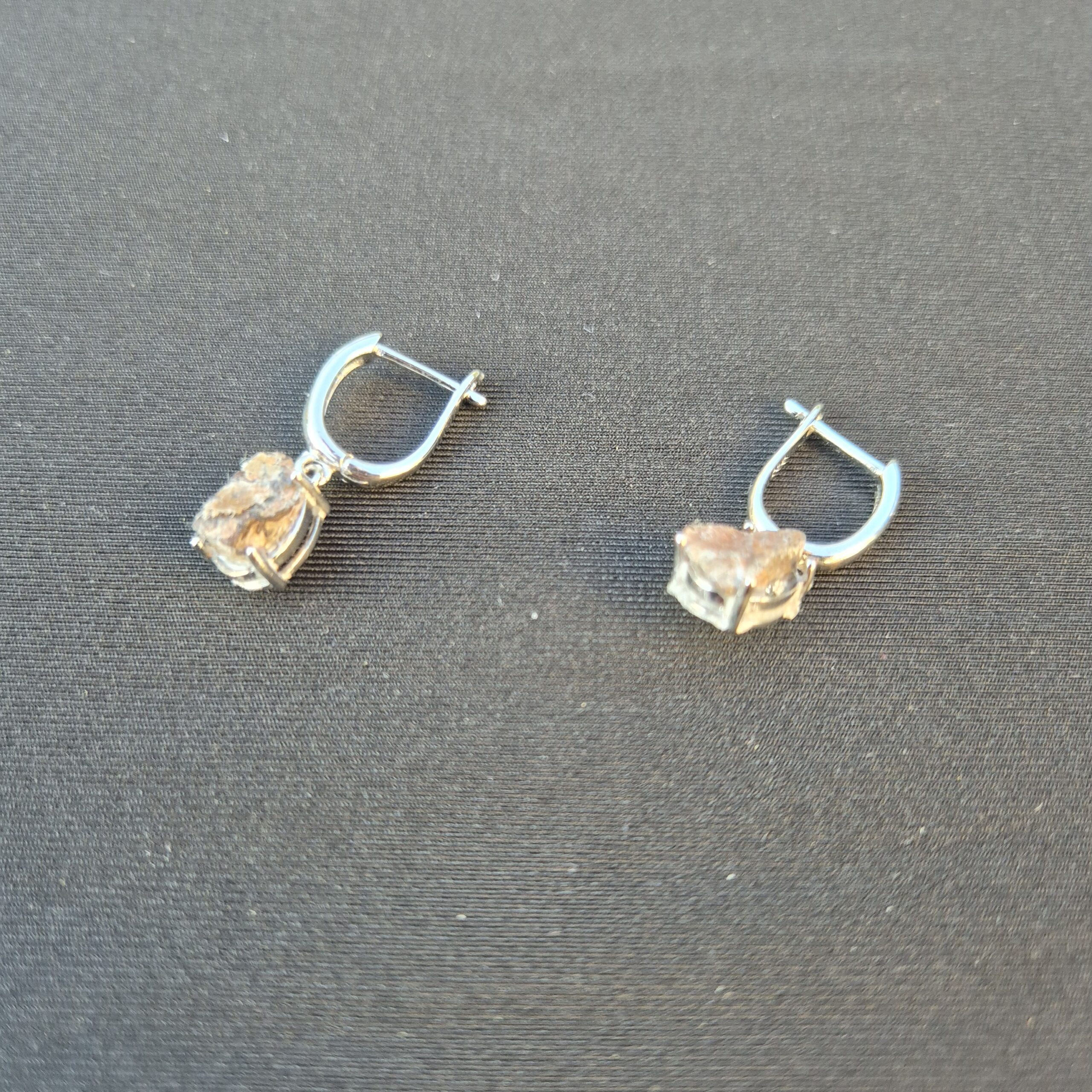 boucles d'oreilles pierre brute (2)