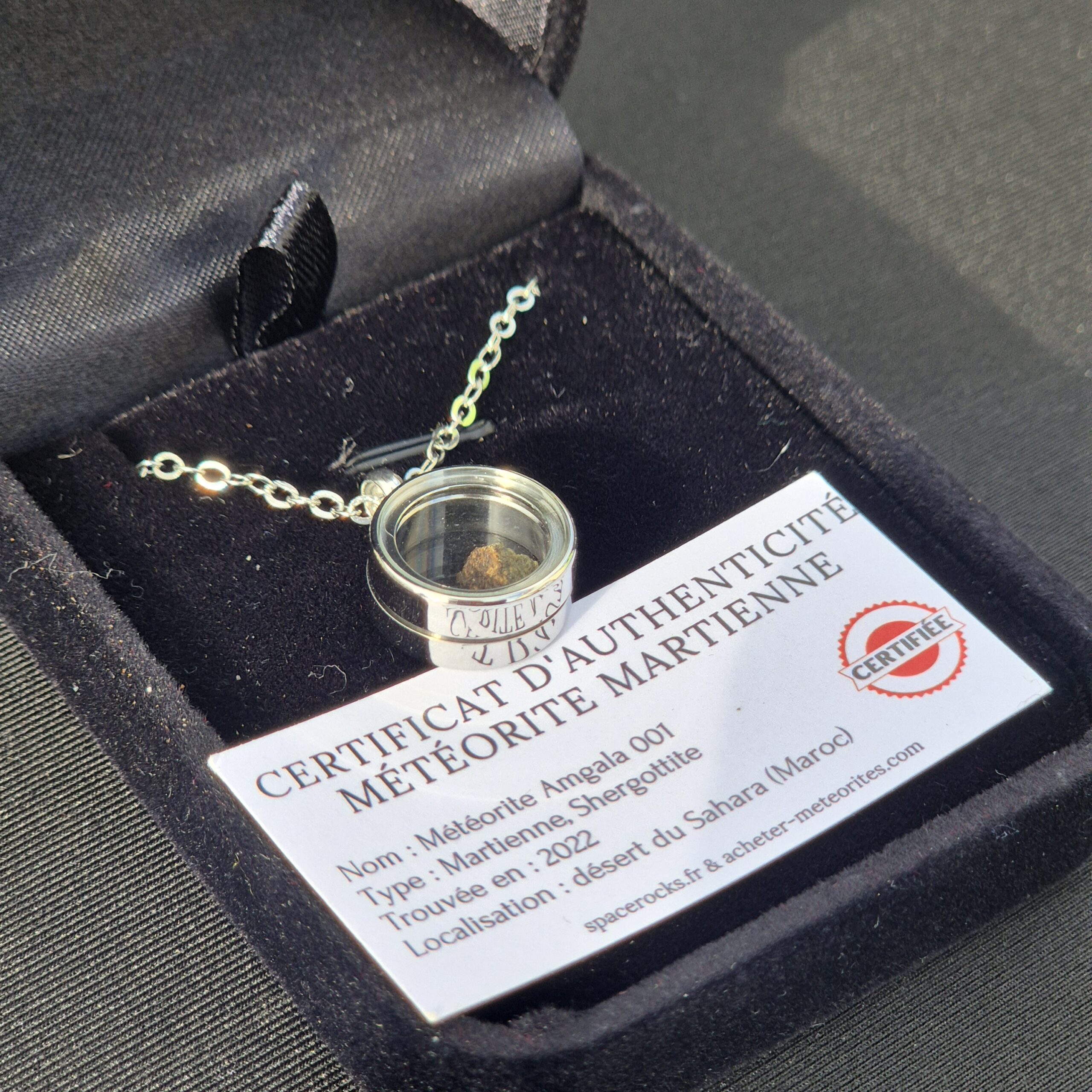 pendentif acier meteorite martienne mars
