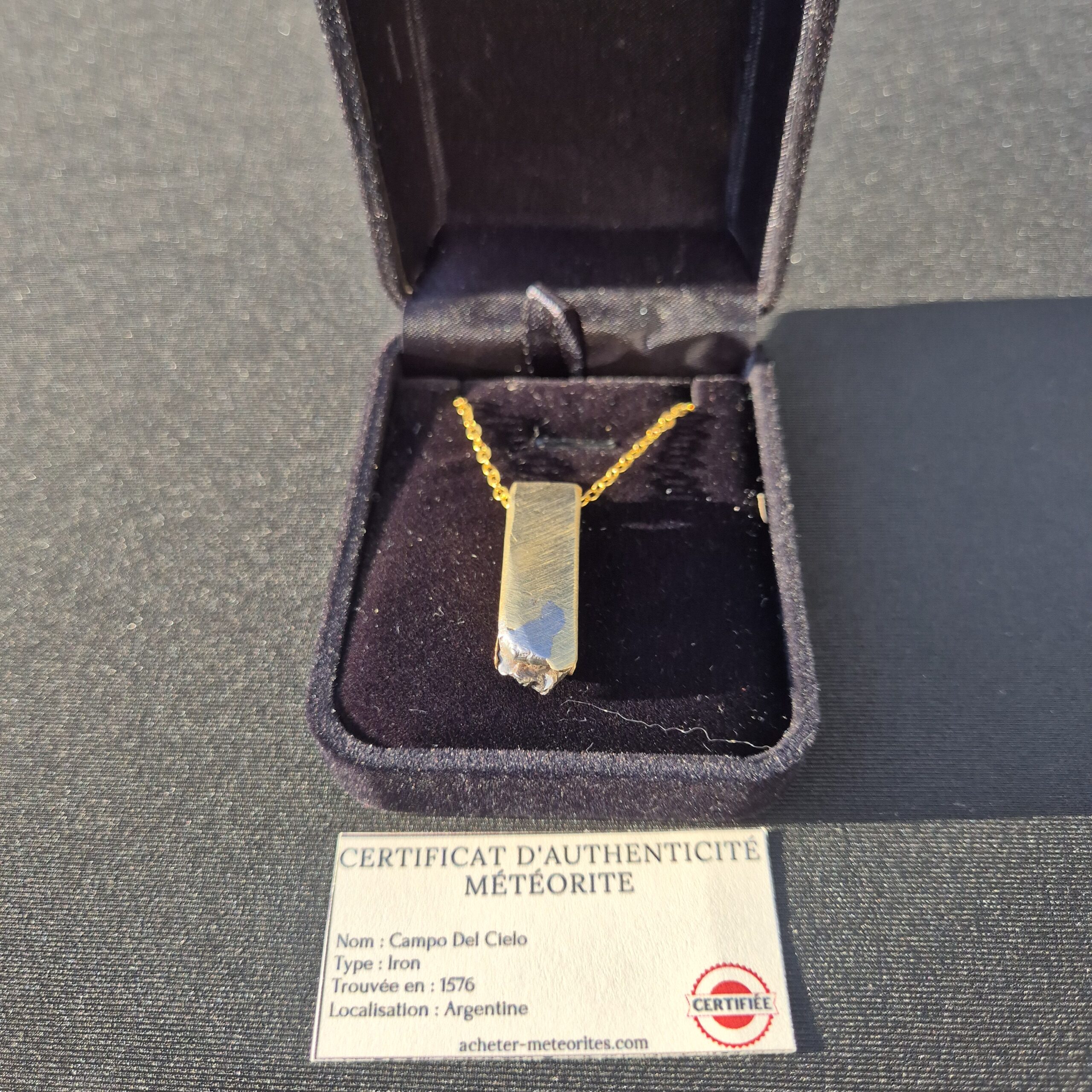 pendentif homme météorite français