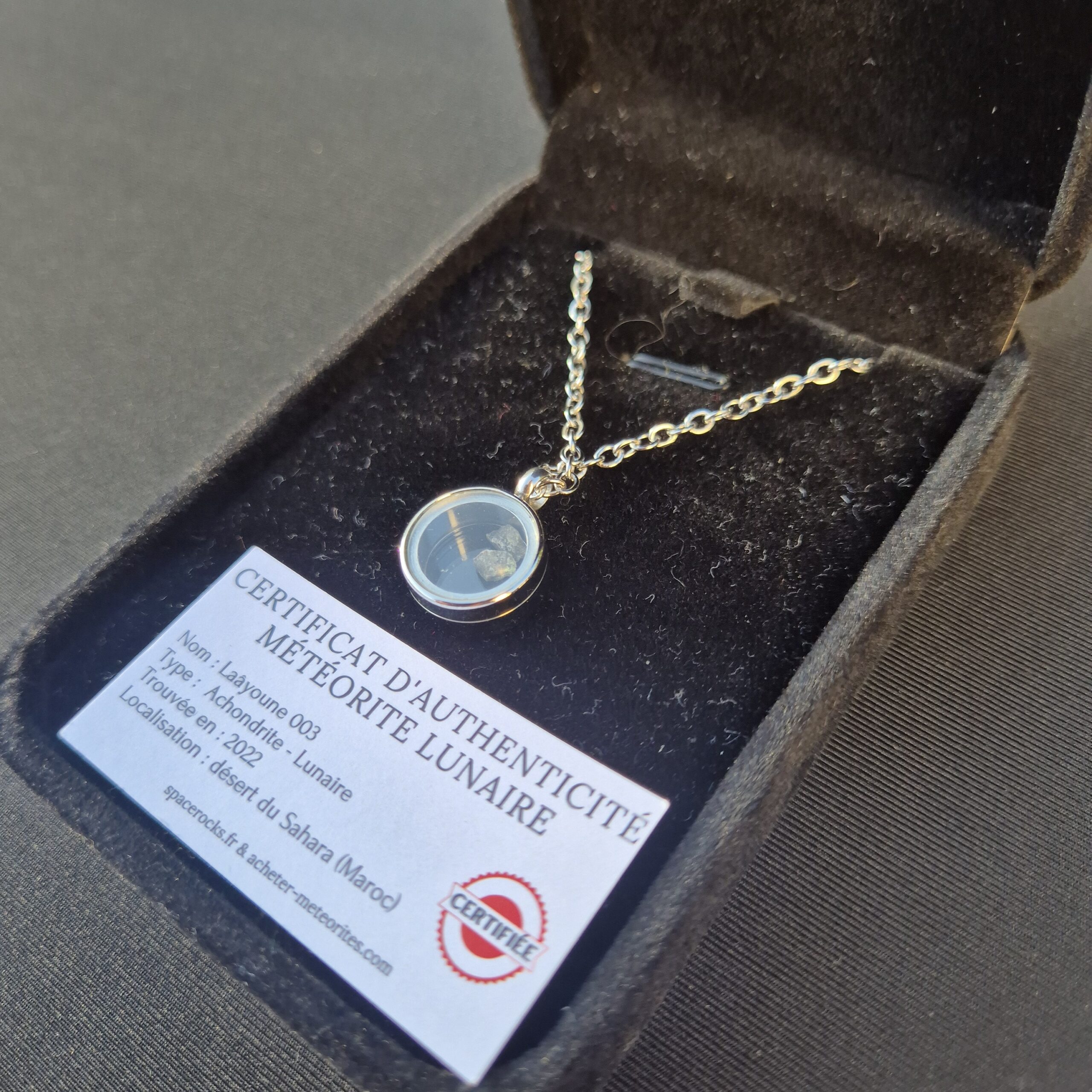 pendentif pierre de lune