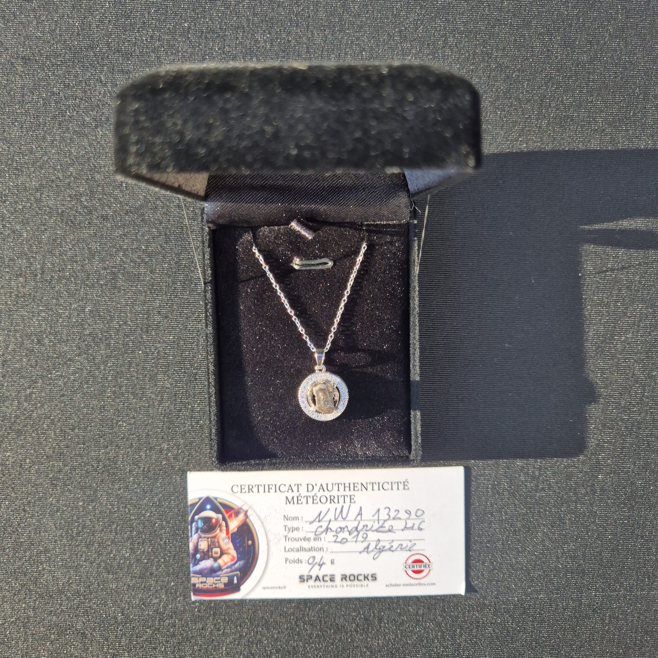 pendentif pierre véritable