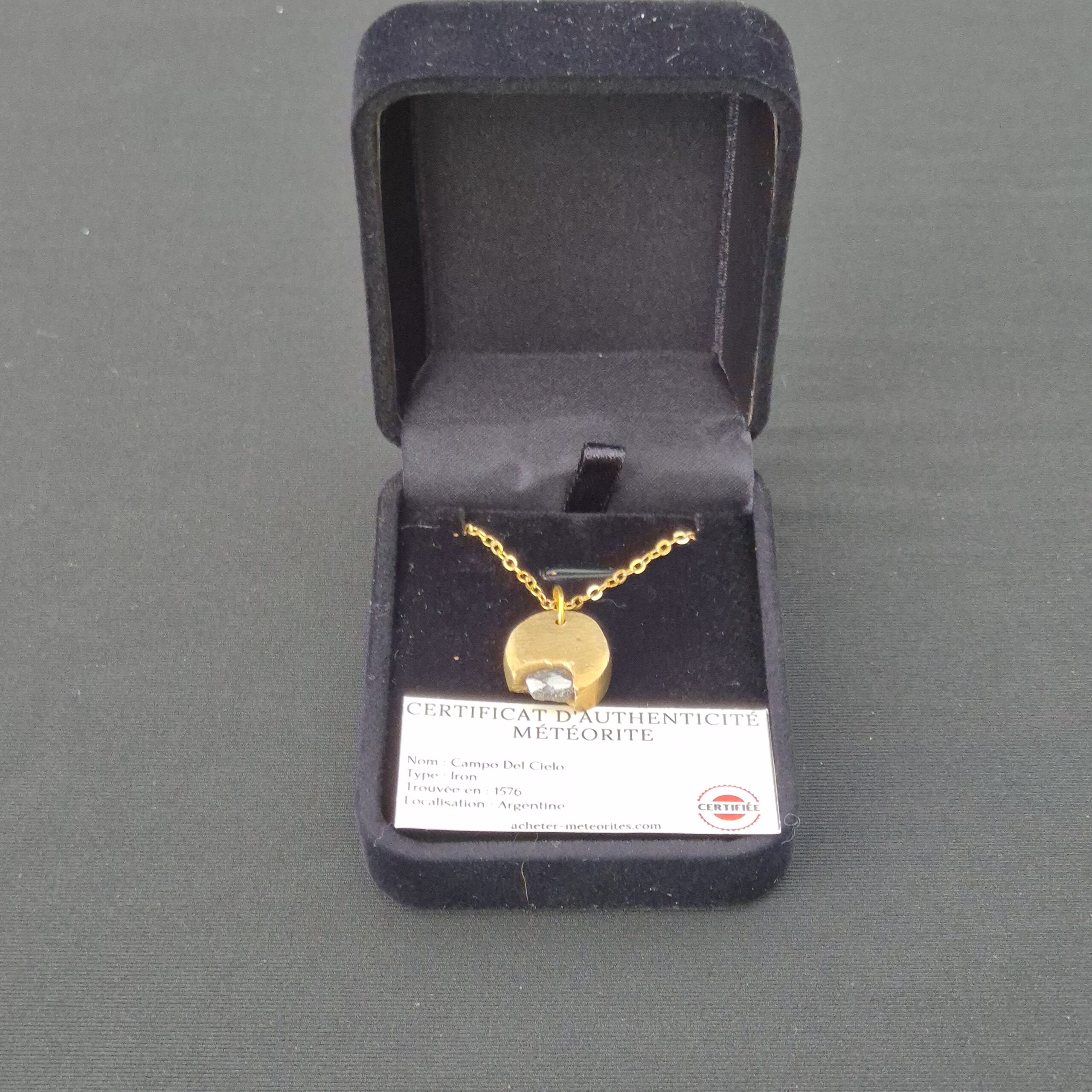 pendentif rond artisanal