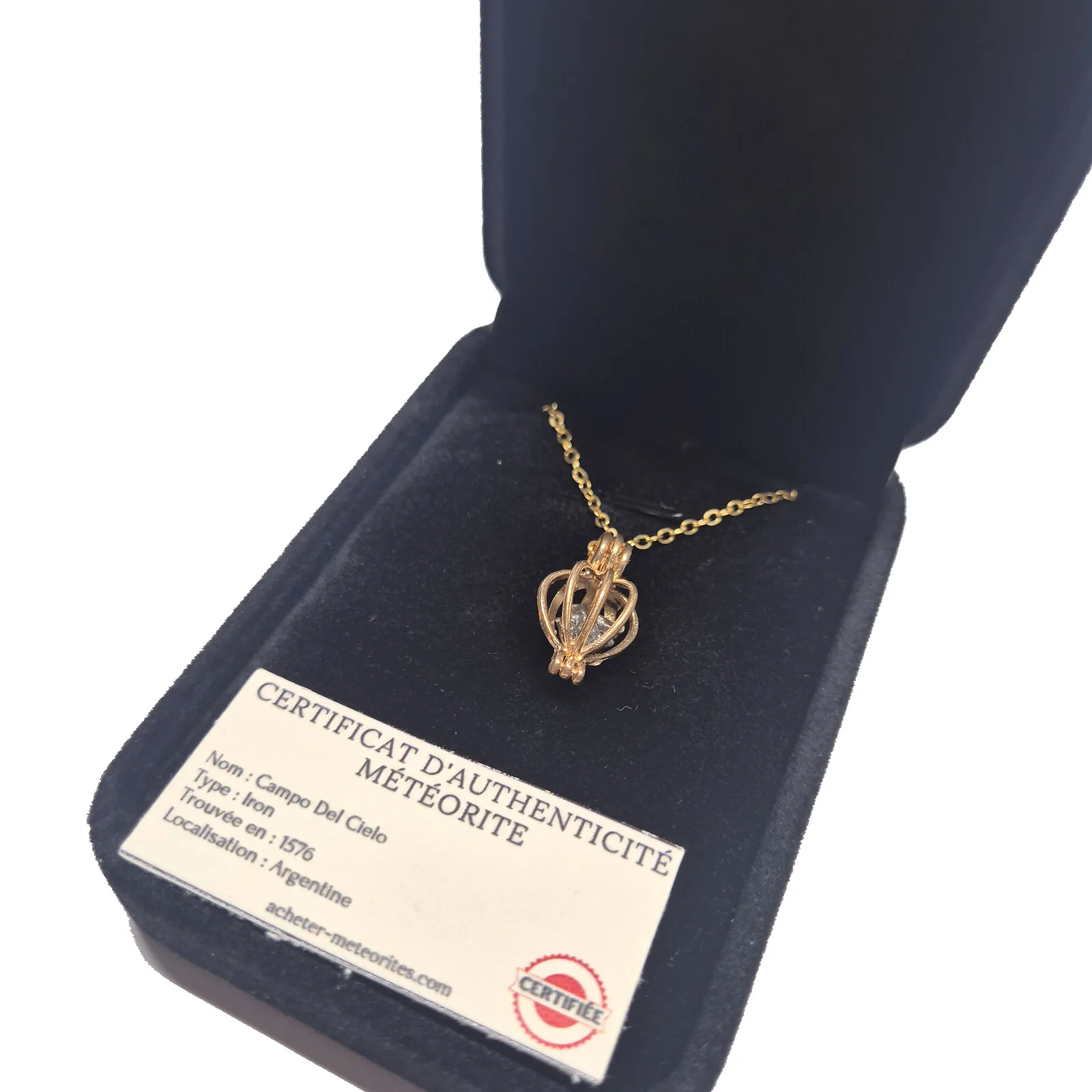 Collier cage lanterne dorée – Campo del Cielo – vue 3