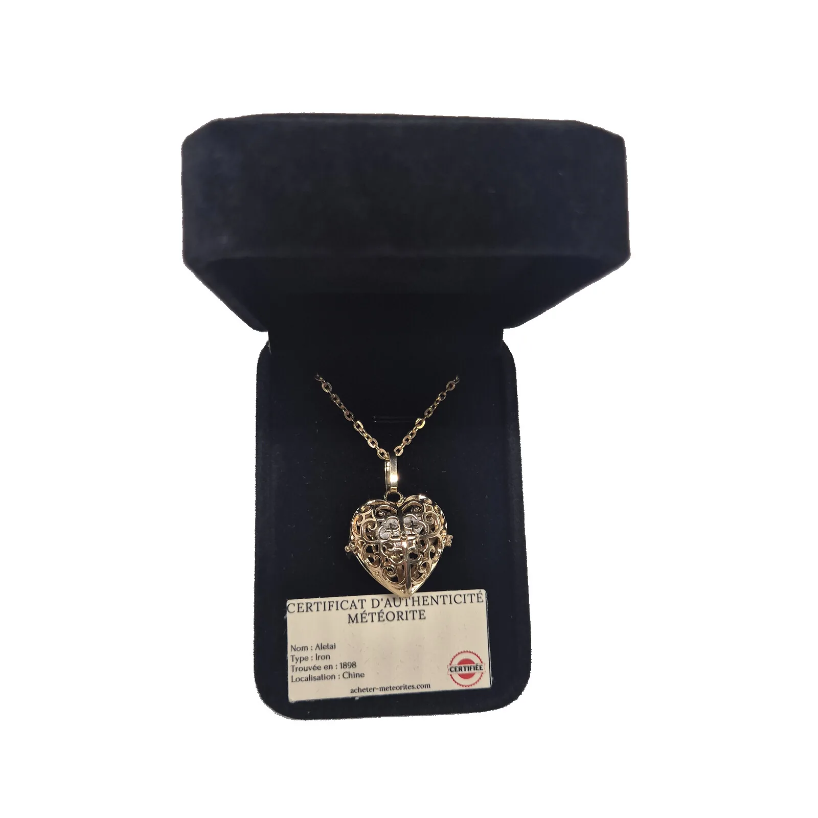 Collier cœur ajouré doré – météorite Aletai – vue 2