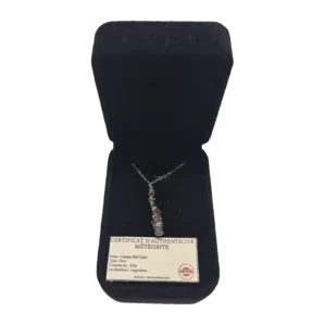 Collier fragment brut Campo del Cielo – chaîne argentée, pièce n°1
