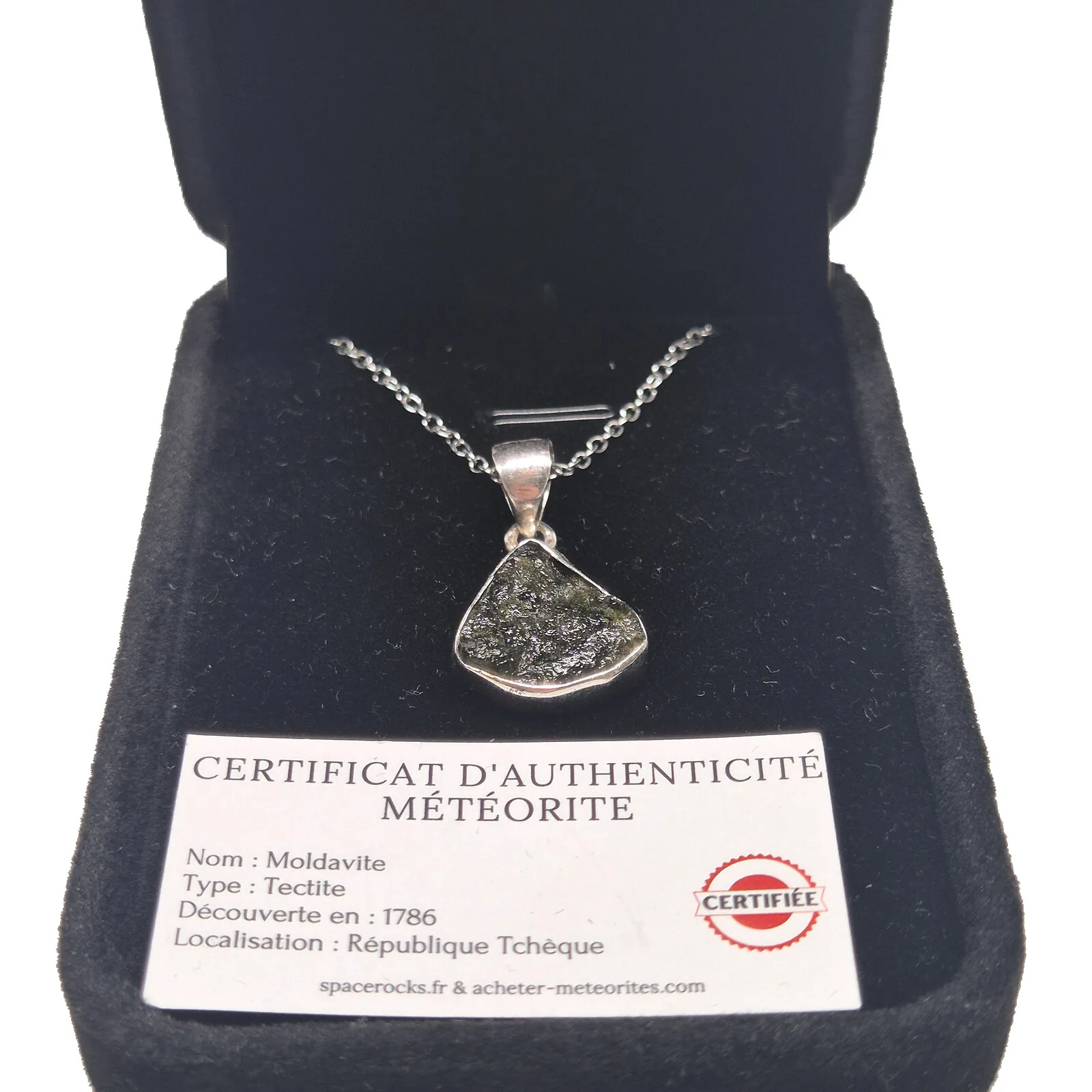 Collier moldavite argenté – pièce triangulaire n°3 – vue 2