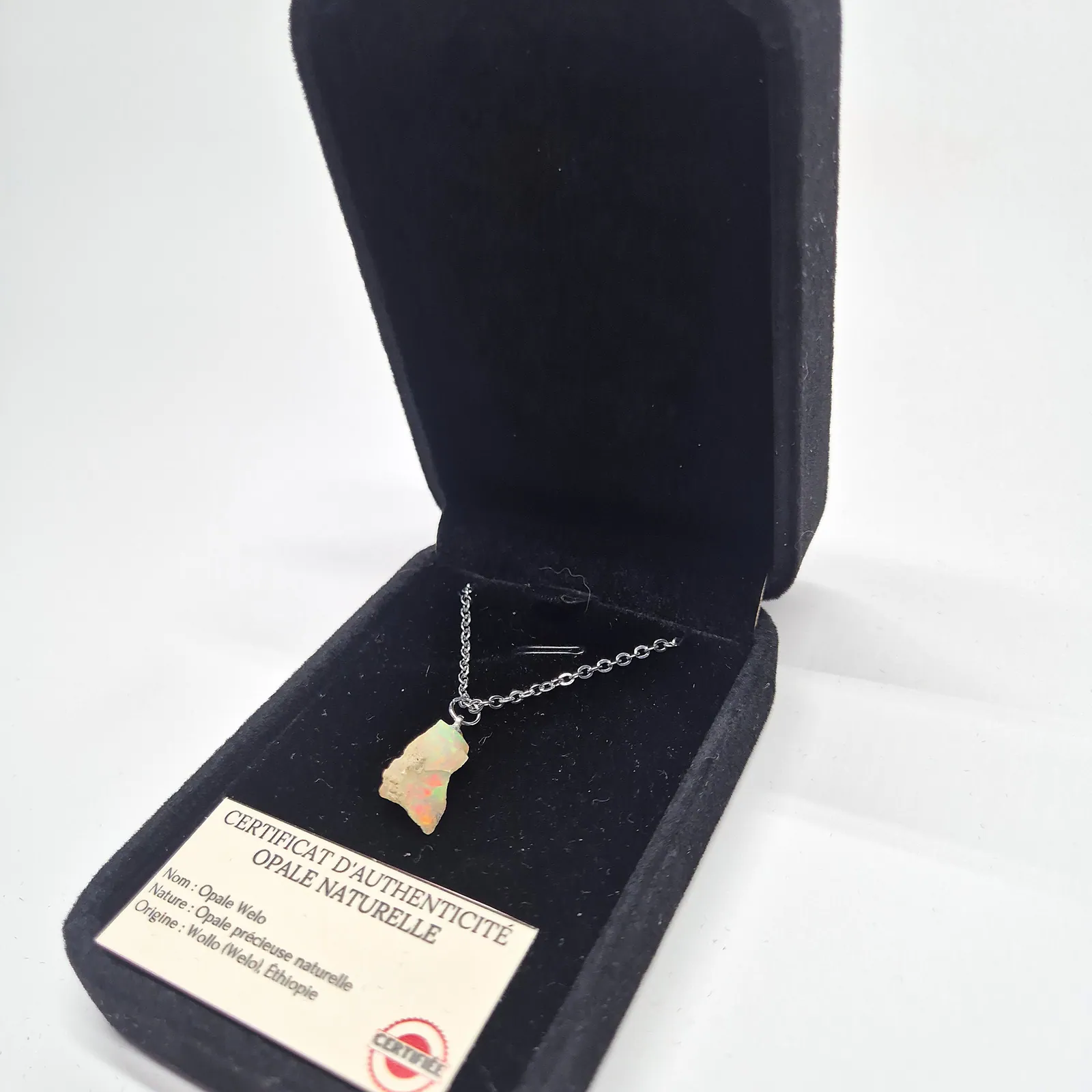 Collier opale Welo brute – chaîne argentée – vue 4