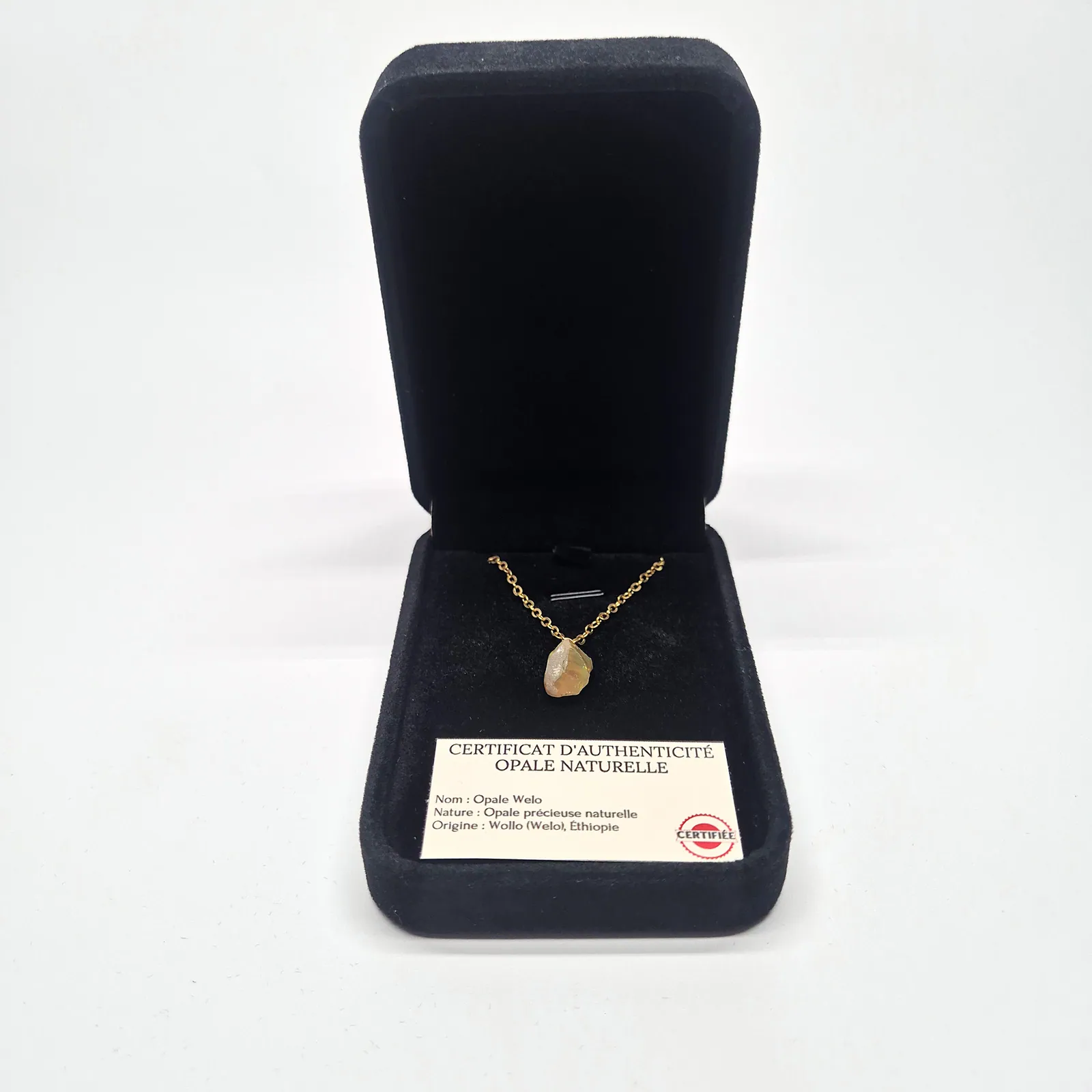Collier petite opale Welo brute – chaîne dorée fine – vue 3