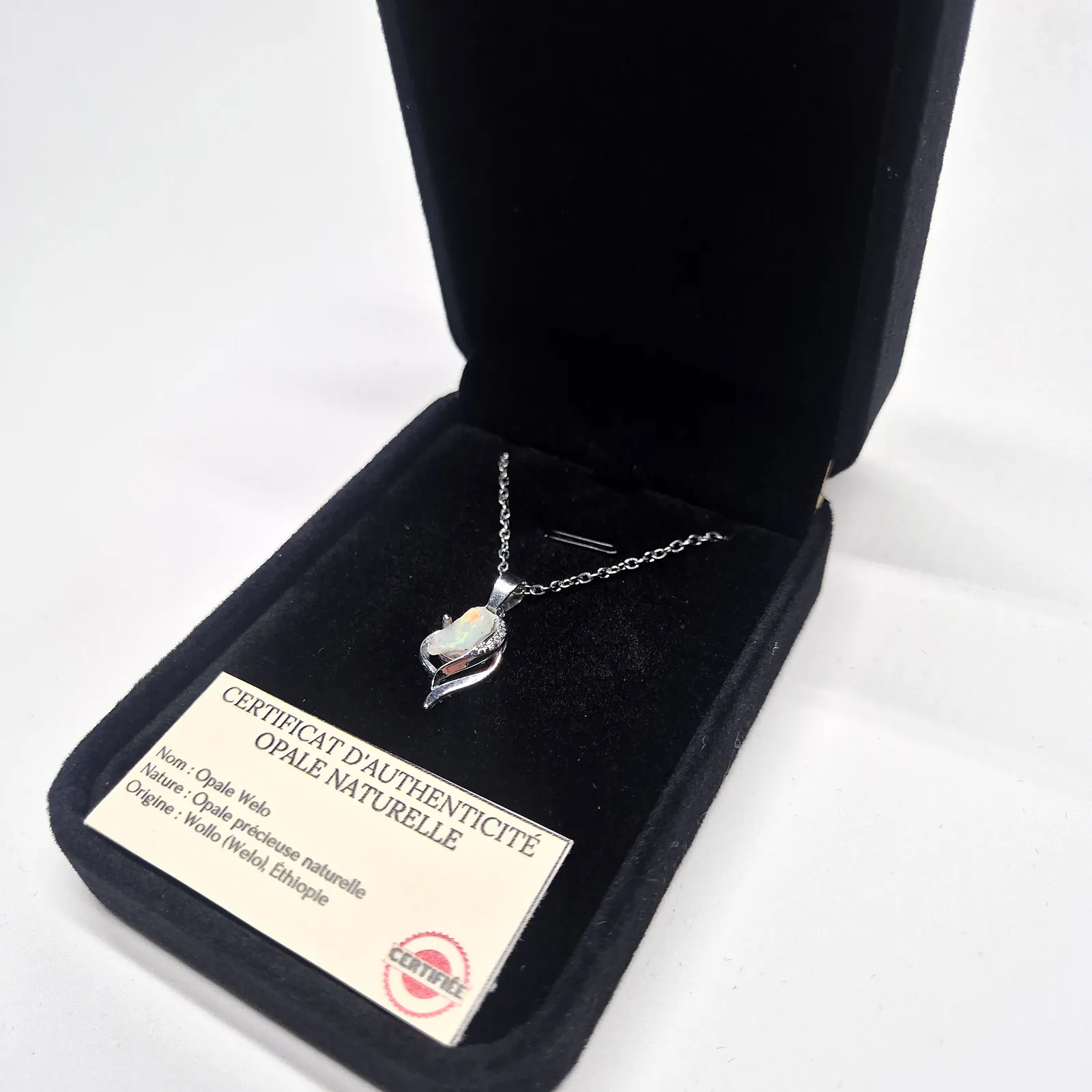 Collier opale Welo – pendentif vague argenté – vue 4