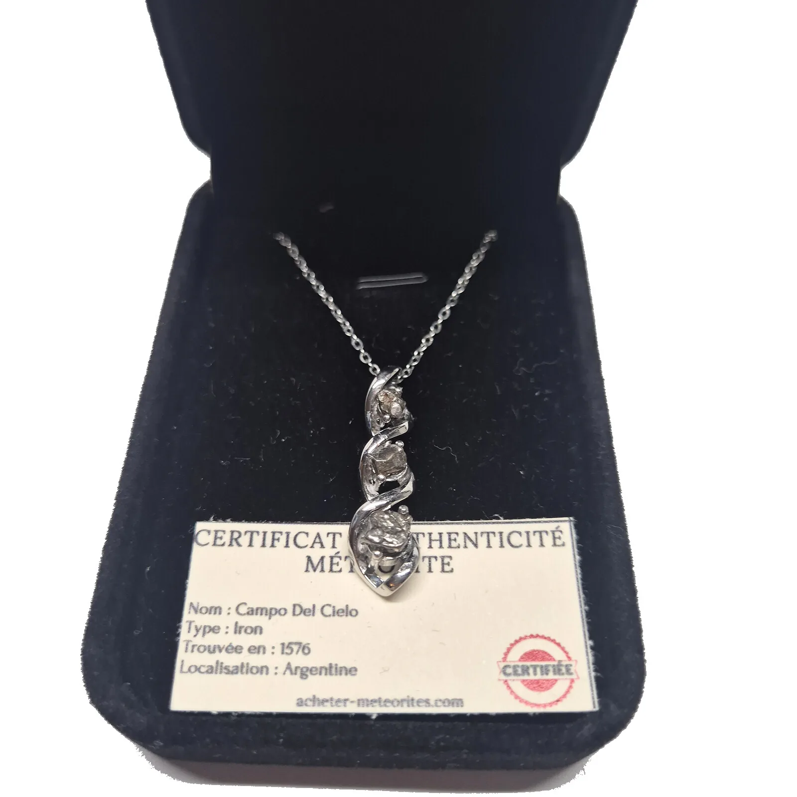 Collier trois fragments de météorite Campo del Cielo – spirale argentée – vue 2