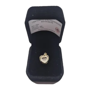 Pendentif cœur doré à zircons – météorite Aletai