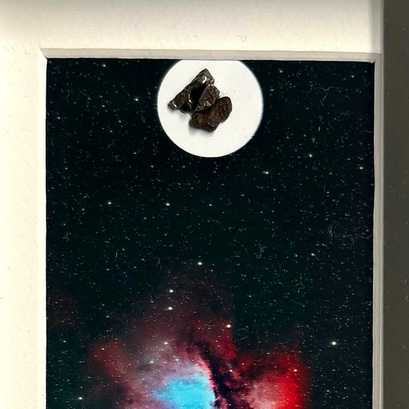 Tableau ciel profond – nébuleuse Pacman, météorites Gebel Kamil et Aletai – gros plan sur la météorite
