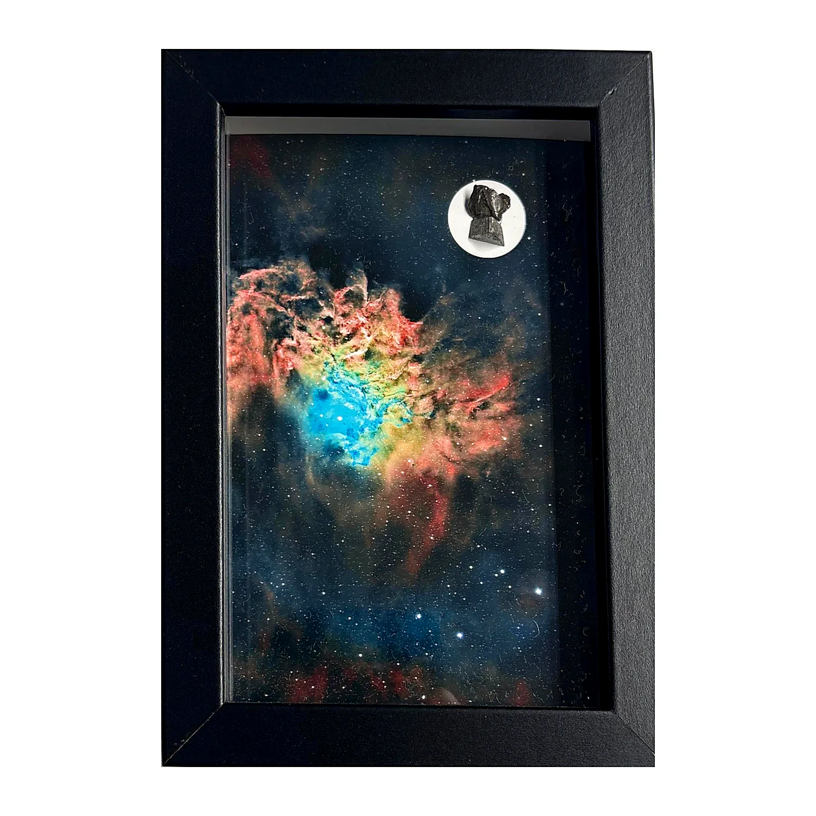 Tableau nébuleuse colorée – IC 405, météorites Aletai et Campo del Cielo – vue de face sur fond blanc